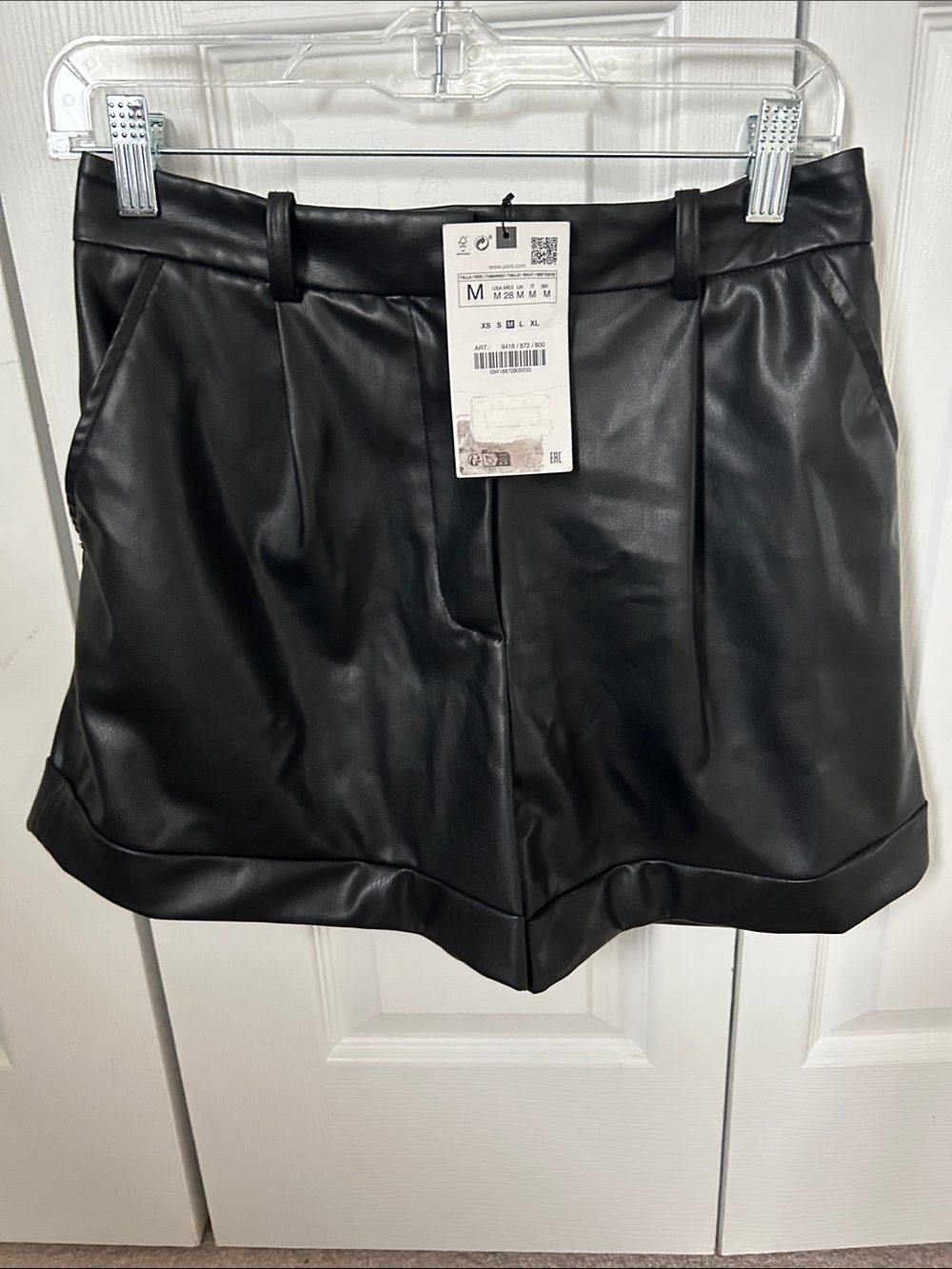 Zara Black Faux Leather High-Waist Shorts size M, NWT